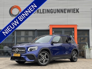 Mercedes-Benz GLB 200 Premium Plus AMG / Stoelverwarming / Androidauto/Applecarplay / Schuifkanteldak / Camera / AMG /
