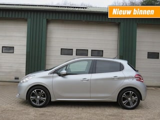 Peugeot 208 1.2 PURETECH ALLURE
