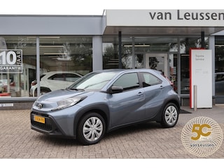 Toyota Aygo PLAY APPLE/ANDROID NL-AUTO AD-CRUISE AIRCO PARKEERCAMERA