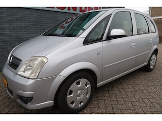 Opel Meriva 1.6-16V Enjoy Zeer nette en goed onderhouden auto  met een bijzonder lage km stand