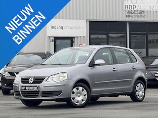 Volkswagen Polo 1.4-16V Optive AIRCO/CAMERA/BLUETOOTH/PARKEERSENSOREN