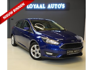Ford Focus 1.0 Titanium Edition | AIRCO | CRUISE | STOELVERW. | TREKHAAK | APK.