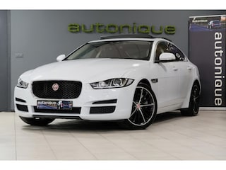Jaguar XE 2.0 Portfolio 240pk! *PANORAMADAK* |Luxe Leder| 79dkm! Navi/Camera/Meridian