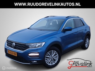Volkswagen T-Roc TSI 116 PK H6 Style Navigatie Stoelverwarming Clima Chroom DonkerGlas Adap Cruise