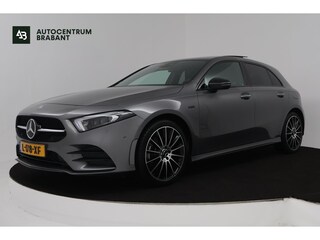 Mercedes-Benz A-klasse 250 e Business Solution AMG Limited (PANORAMADAK, SFEERVERLICHTING, STOELVERWARMING, ACHTERUITRIJCAMERA)