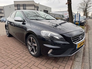 Volvo V40 1.6 T3 R-Design Airco/ECC,Navigatie,Camera,Half leder interieur