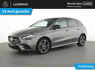 Mercedes-Benz B-klasse 250 e AMG Plug-In Hybride AMG Line | Night Pakket | Panorama Schuif-Kanteldak | Distronic | 360° camera | Multi beam Ledkoplampen. Inclusief 24 maanden MB Certified garantie voor Europa.