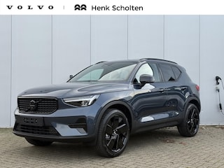 Volvo XC40 B4 Plus Black Edition **DIRECT LEVERBAAR** Panoramadak | 360 graden camera | 20 inch lichtmetalen velgen | Getint glas | Nubuck/Microtech bekleding | Climate Pack | Driver Assist Pack