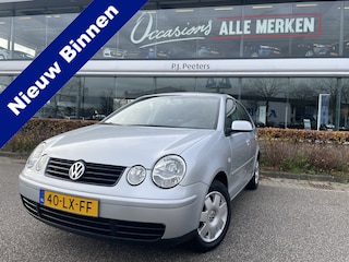 Volkswagen Polo 1.4-16V Highline Airco - Cruise control - Elektrische ramen voor - Radio - Licht metalen velgen 14 inch - regensensor - Apk keuring tot nov 2026