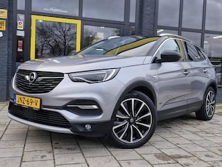 Opel Grandland X 1.6 Turbo Hybrid Ultimate | Stoelventilate + -Verwarming | Stuurverw | Camera V + A | Stoelg | Trekhaak Afn.
