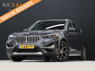 BMW X1 sDrive20i VDL Nedcar Edition [GROOT NAVIGATIE, TREKHAAK, HUD, PDC V+A, BLUETOOTH TELEFOON, CRUISE CONTROL, STOELVERWARMING, ELEKTRISCHE ACHTERKLEP, BMW LED, NIEUWSTAAT]