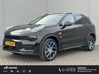 Lynk & Co 01 1.5 / 1.800 kg trekgewicht / Panorama schuifdak / Adaptieve CC / Navigatie / Apple Carplay Android / Stoelverwarming / Infinity Sound System / Cam 360° /