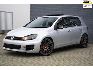 Volkswagen Golf 2.0 GTI 211pk Revisie motor, Schuifdak, Navi