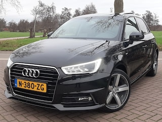 Audi A1 1.0 95pk S-LINE Airco Navigatie Bluetooth Cruise-control