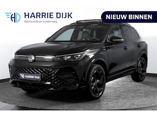 Volkswagen Tiguan 1.5 eHybrid 272 PK R-Line Edition Orig. NL | Black Style | Elek. Trekhaak | S/K-panodak | Adapt. Cruise | Stoel-+stuurverw. | App. Connect | Camera+PDC | LM 19" | 6667