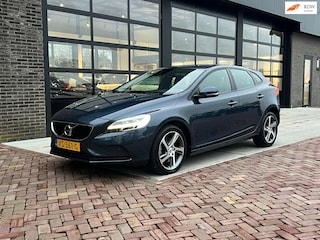 Volvo V40 2.0 T2 Inscription | Keyless | Camera | Navi |