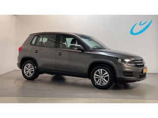 Volkswagen Tiguan 1.4 TSI Sport&Style Navigatie Parkeersensoren Stoelverwarming