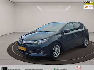 Toyota Auris 1.2T Trend Pano / camera / navi