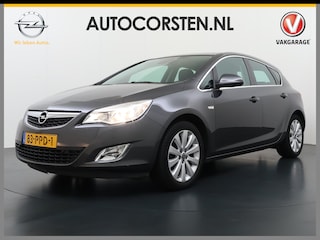Opel Astra T 141PK Cosmo Navi Ecc Trekhaak 1/2 Leer Cruise Control Pdc Bluetooth Lmv Regen-Lichtsensor Executive pakket Origineel Nederlandse Auto