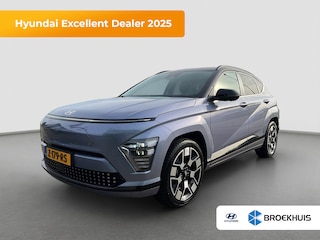 Hyundai Kona Premium 65.4 kWh 217pk | Leder | Adaptive cruise control | 360 graden camera | Dodehoek detectie | Premium audio | Bestuurdersstoel met geheugen | Elektrische achterklep | Stoelventilatie | Stoelverwarming | Warmtepomp