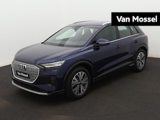 Audi Q4 40 Advanced edition 82 kWh | Smartphone pakket | CarPlay | Android Auto | Matrix-ledkoplampen | 19 inch lichtmetalen velgen | Voorbereiding voor trekhaak | Audi soundsystem | Lichtpakket ambient lighting | Sportstoelen | Parkeerhulp achter