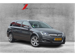 Opel Astra Wagon 1.6 Cosmo Nederlandse auto 214985 NAP zeer nette auto van een liefhebber geweest historie aanwezig met oa opc velgen leren bekleding stoelverwarming pdc navigatie etc.