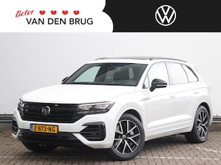 Volkswagen Touareg R 3.0 TSI 462PK eHybrid 4MOTION 462pk | Luchtvering | Trekhaak | Panoramadak | Leder | 360° camera |