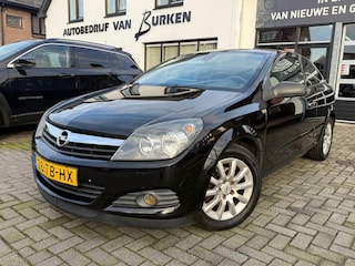 Opel Astra GTC 1.8 Executive, Airco,Cruise control,L.M.Velgen,Regensensor,Elektr.ramen en spiegels