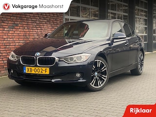 BMW 320i High Executive Upgrade stoelverwarming /Dakraam/weinig km
