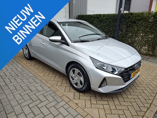 Hyundai i20 1.2 MPI Comfort Navigatie Carplay Camera Stoel-Stuurverwarming Cruise-Control