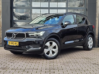 Volvo XC40 1.5 T3 Momentum | LED | Stoelverwarming | Navi | Parkeerhulp voor & achter | Verkeersbord herkenning | Lane Assist |