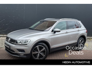 Volkswagen Tiguan 1.5 TSI R-Line | Automaat | Trekhaak | Adaptief Cruise Control | 360° Camera | Stoel + Stuurverwarming | Navi | Achteruitrijcamera |