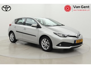 Toyota Auris 1.2T Aspiration | Origineel NL | Navigatie | Parkeersensoren voor | Camera | Cruise Control | Clima | 16 inch | Bluetooth