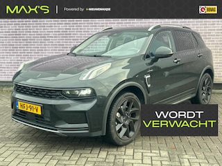 Lynk & Co 01 1.5 Plug-in Hybrid | Black pack | 360 camera | Panoramadak | Adaptive cruise control | LED koplampen | Vier seizoenen banden | Navigatie | Apple Carplay / Android Auto | Elektrische stoelverstelling |
