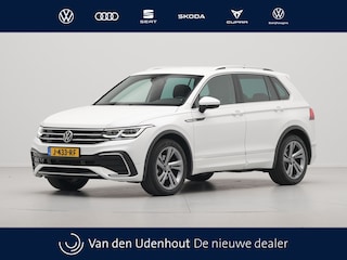 Volkswagen Tiguan 1.5 TSI 150pk DSG R-Line Business Trekhaak Navigatie Camera Pdc Acc Carplay 10