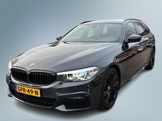 BMW 5-serie Touring 520d M-Sport / LED / Navi / Leder / Cam