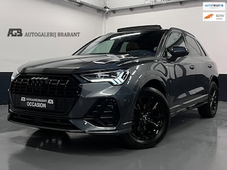 Audi Q3 35 TFSI S edition Pano/Automaat/Leder/Carplay