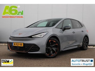 Cupra Born Performance One 62 kWh All-Season Banden Carplay Android Navigatie Achteruitrijcamera Sfeerverlichting