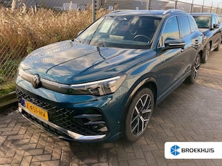 Volkswagen Tiguan 1.5 eTSI R-Line Business 150pk DSG/AUTO | Harman/kardon audio | Head up display | 360 camera | Park assist | Navigatie | Stuur + Stoelverwarming | 20"LMV