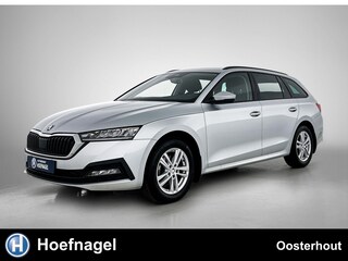 Skoda Octavia Combi 1.0 TSI Ambition | Trekhaak | Parkeersensoren | Cruise Control | Stoelverwarming