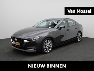 Mazda 3 2.0 e-SkyActiv-X M Hybrid 186 Comfort | Navigatie | Stoel/ Stuur verwarming | Elektrisch Verstelb. Bestuurdersstoel met Geheugen | Camera | Parkeersensoren | Apple CarPlay/ Android Auto | Cruise Control Adaptief | LMV | DAB | Led |