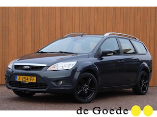 Ford Focus Wagon 1.6 Ghia