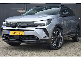 Opel Grandland 1.2 Turbo Ultimate 130pk | LED-Matrix | Stuur/Stoelverwarming | Navigatie | Elektr. Achterklep | Voorruitverwarming | Keyless-Entry | !!