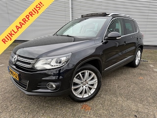Volkswagen Tiguan 2.0 TSI Sport&Style 4Motion Automaat,Panorama,Navigatie/Camera,Leder/stoelverwarming,Xenon/LED,trekhaak,