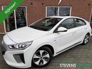 Hyundai Ioniq Premium EV SOH 100% / SCHUIF.KANTELDAK / CAMERA / ELEK.STOEL+MEM