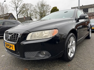 Volvo V70 2.4 D5 Apk 2/4/26,Airco,Cruise,Navi,Leder