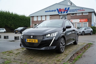 Peugeot 208 GT 1.2-100pk 5-DEURS  -incl .rijklaar kosten &amp; 12 maanden garantie