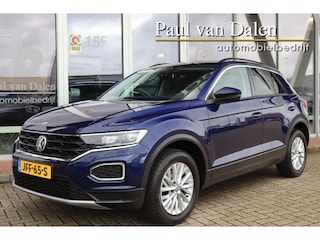 Volkswagen T-Roc 1.5TSI 150PK AUTOMAAT STYLE Navi | Adapt.Cruise | Stoelverw. | Dodehoek | Carplay/Android | Led | 16 Inch Lm |
