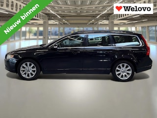 Volvo V70 2.5FT Summum Incl. BTW, Rijklaar+Garantie..