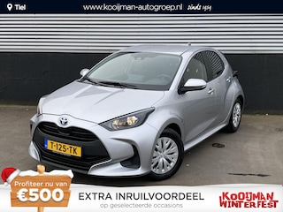 Toyota Yaris 1.5 Hybrid Active Afneembare Trekhaak, Navigatie Apple Carplay/Android Auto, achteruitrij camera, adaptieve cruise control, lage km stand!